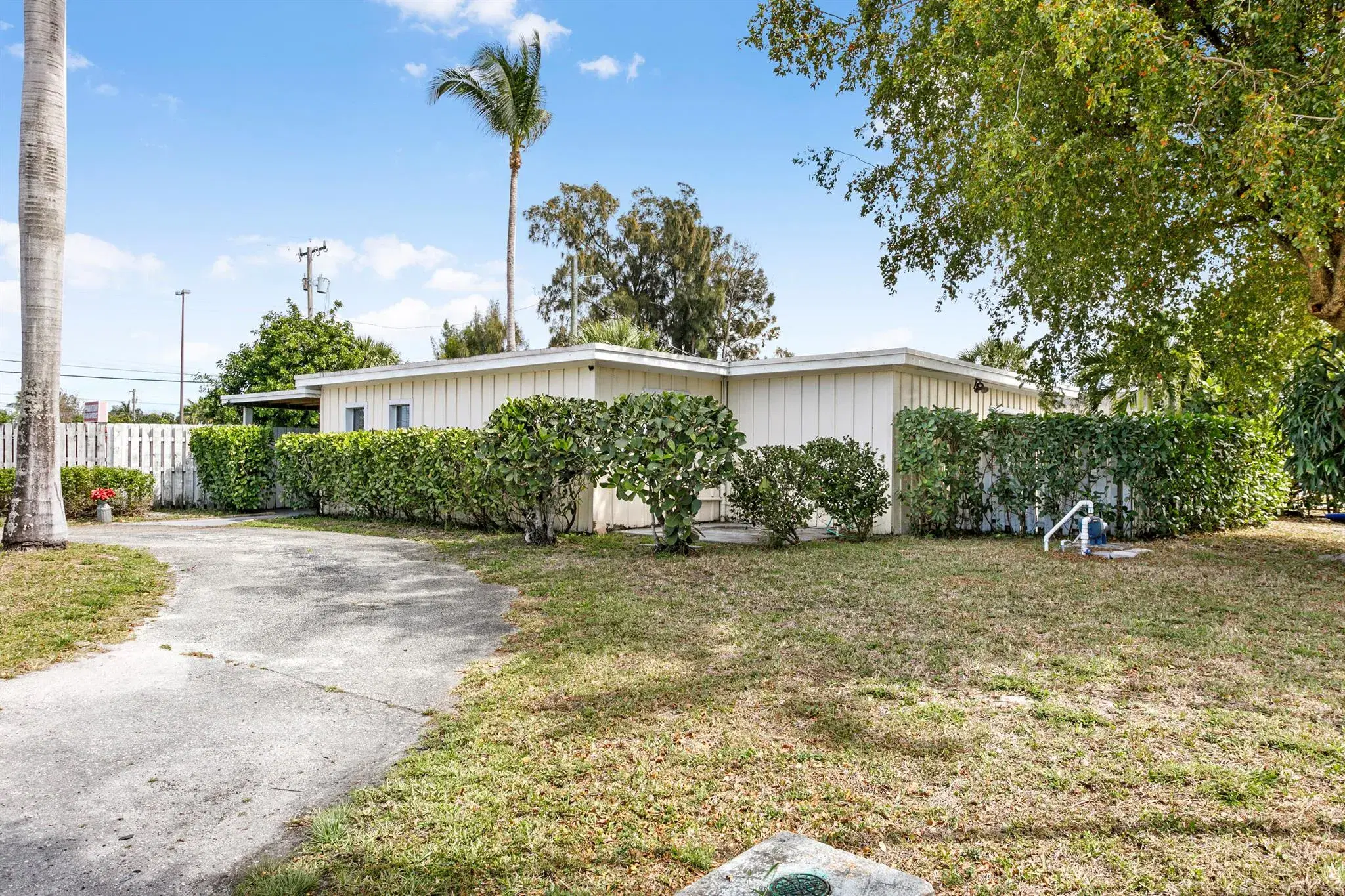 Picture of 2839 Seminole Road, Palm Springs, FL 33406