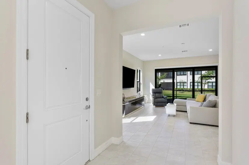 Picture of 21908 Canadensis Circle 101, Boca Raton FL 33428