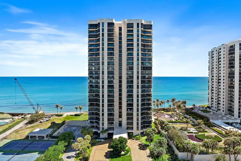 Picture of 5380 N Ocean Drive 24I, Singer Island, FL 33404