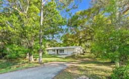 Picture of 11541 Okeechobee Road, Fort Pierce, FL 34945