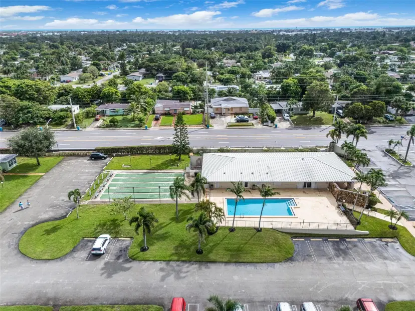 Picture of 100 Bayview Ave C, Boynton Beach, FL 33435