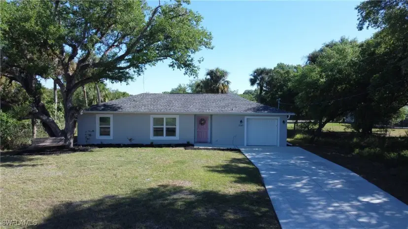 Picture of 1047 Jabara Ln, Labelle FL 33935