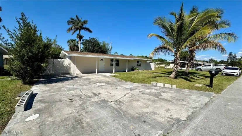 Picture of 56 Victoria Dr, North Fort Myers FL 33917