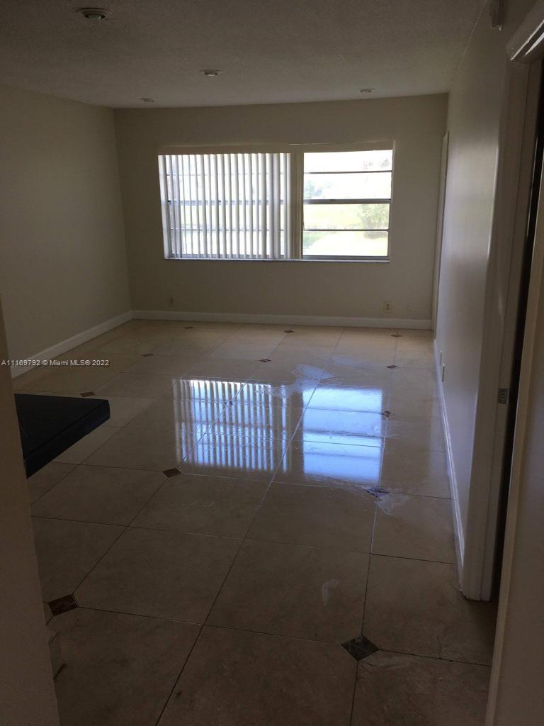 Picture of 5021 W Oakland Park Blvd # 106, Lauderdale Lakes FL 33313