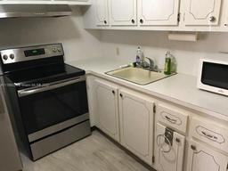 Picture of 189 E Fanshaw E # 189, Boca Raton, FL 33434