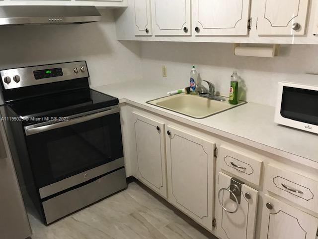 Picture of 189 E Fanshaw E # 189, Boca Raton FL 33434