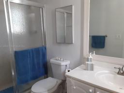 Picture of 3801 S Ocean Dr # 5O, Hollywood, FL 33019