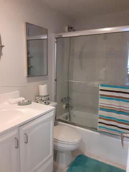 Picture of 3801 S Ocean Dr # 5O, Hollywood, FL 33019