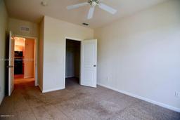 Picture of 8290 W Gate Pkwy # 216, Jacksonville, FL 32216