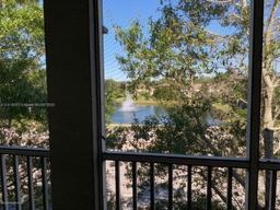 Picture of 8290 W Gate Pkwy # 216, Jacksonville, FL 32216