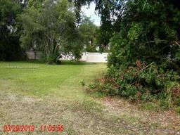 Picture of 2921 NW 29Th Ter, Oakland Park, FL 33311