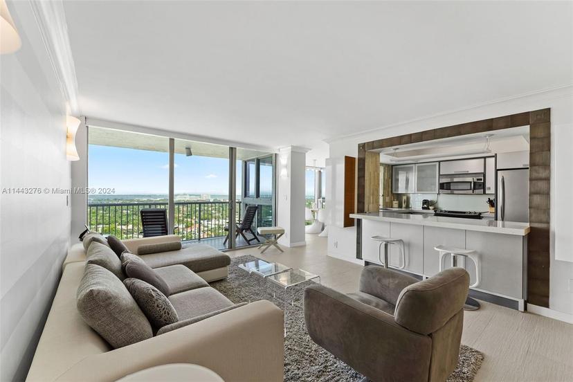 Picture of 2655 Collins Ave # 2301, Miami Beach FL 33140