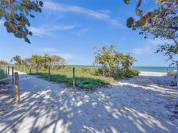 Picture of 9140 Collins Ave # H, Surfside, FL 33154