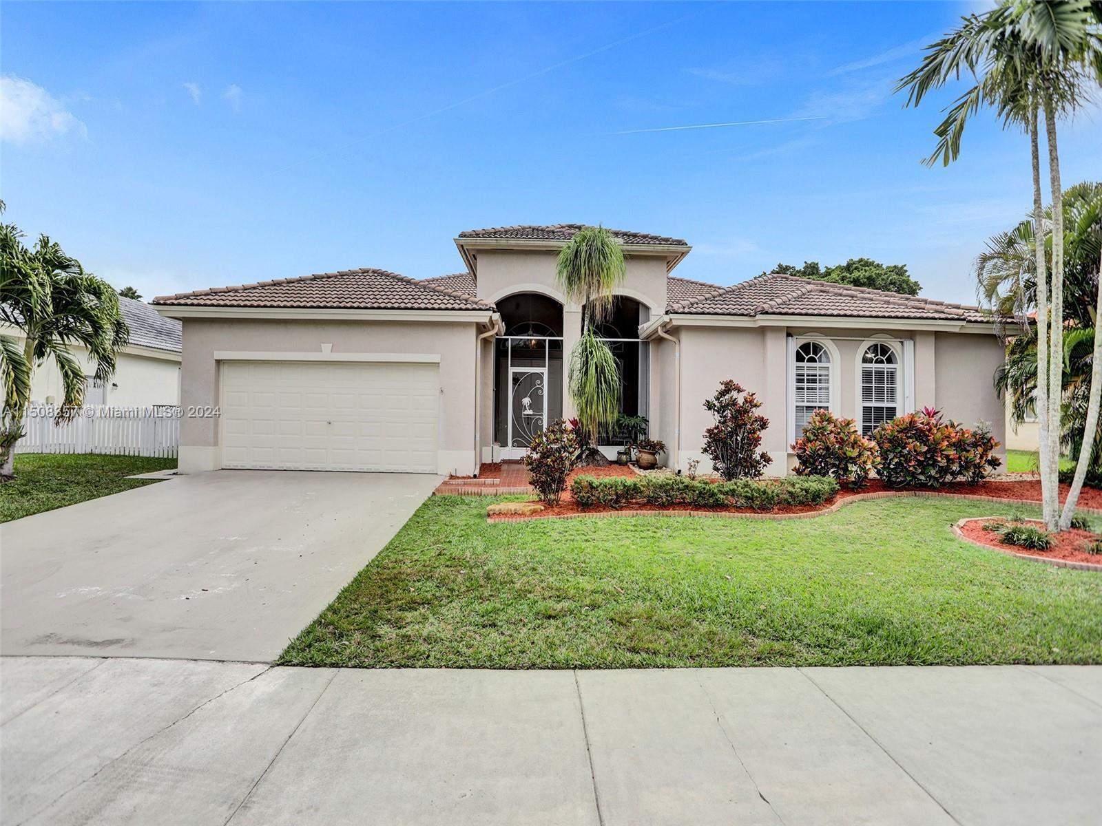 Picture of 2835 Fairways Dr, Homestead, FL 33035