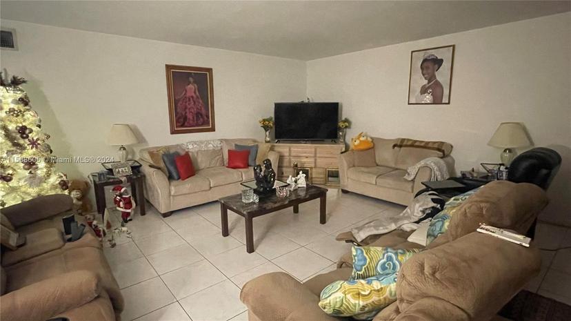 Picture of 11840 NE 19Th Dr # 2, North Miami FL 33181