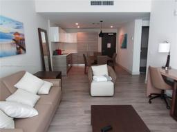 Picture of 777 N Ocean Dr # S514, Hollywood, FL 33019