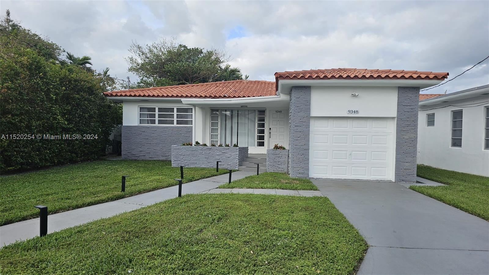 Picture of 9348/9356 Byron Ave, Surfside, FL 33154