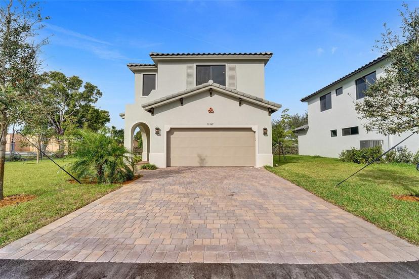 Picture of 13145 Addilyn Ct, Davie FL 33325