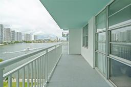 Picture of 301 174Th St # 720, Sunny Isles Beach, FL 33160