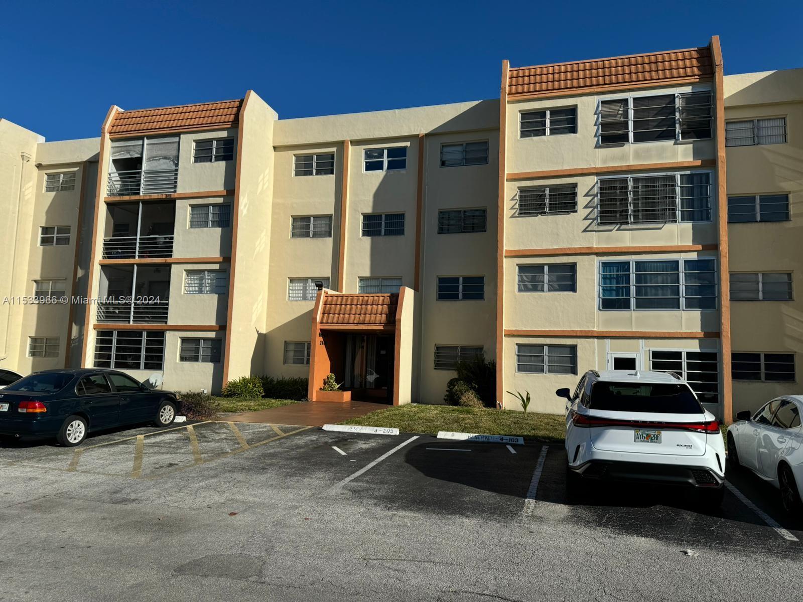 Picture of 2401 NW 41St Ave # 205, Lauderhill, FL 33313