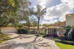 Picture of 4100 Bay Point Rd, Miami, FL 33137