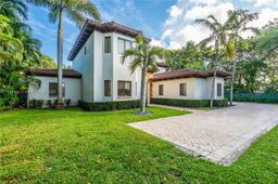 Picture of 8675 SW 122Nd St, Miami, FL 33156