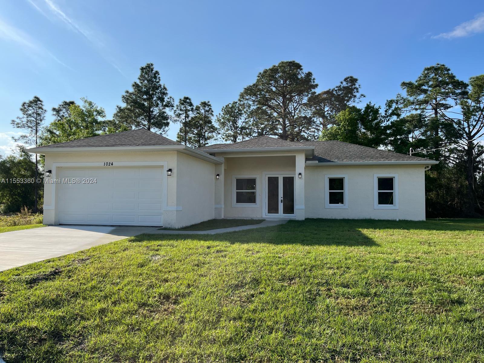 Picture of 1024 E Bagget St, Lehigh Acres, FL 33974