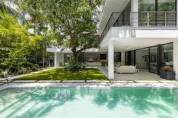 Picture of 3470 Poinciana Ave, Coconut Grove, FL 33133