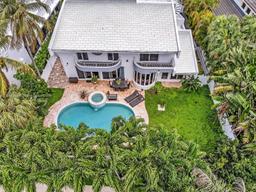 Picture of 616 Ocean Blvd, Golden Beach, FL 33160