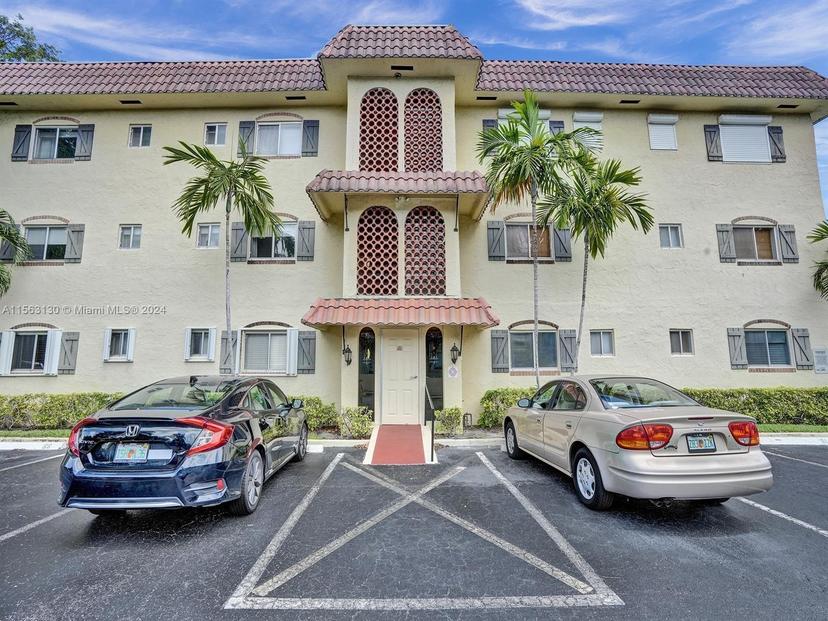 Picture of 257 S Cypress Rd # 410, Pompano Beach FL 33060