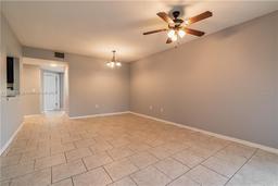 Picture of 9516 Newdale Way # 72101, Riverview, FL 33578