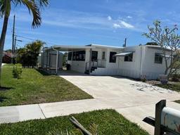 Picture of 4014 Marigold Rd, Boynton Beach, FL 33436