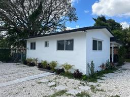 Picture of 7460 NW 17Th Ave, Miami, FL 33147