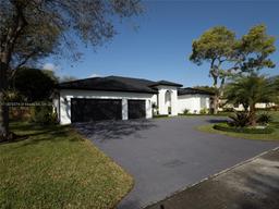 Picture of 18500 SW 78th Pl, Cutler Bay, FL 33157