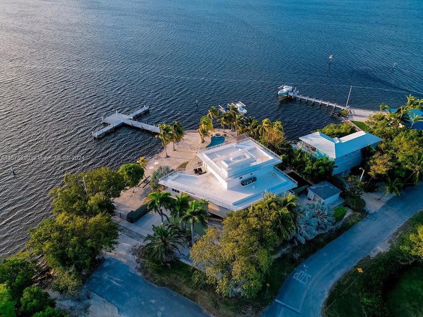 Picture of 500 Barracuda Blvd, Key Largo FL 33037