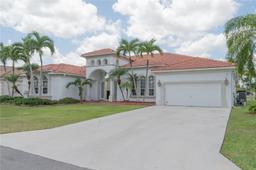 Picture of 2640 Fairways Dr, Homestead, FL 33035