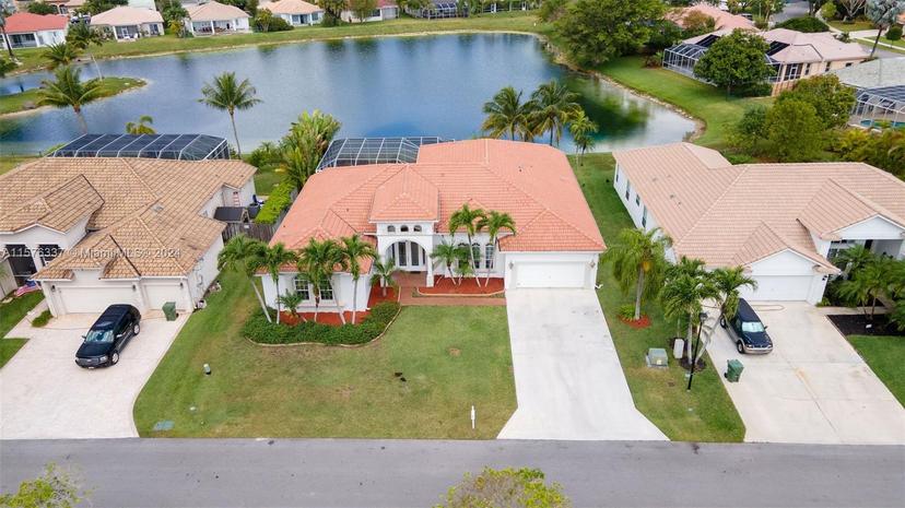 Picture of 2640 Fairways Dr, Homestead FL 33035