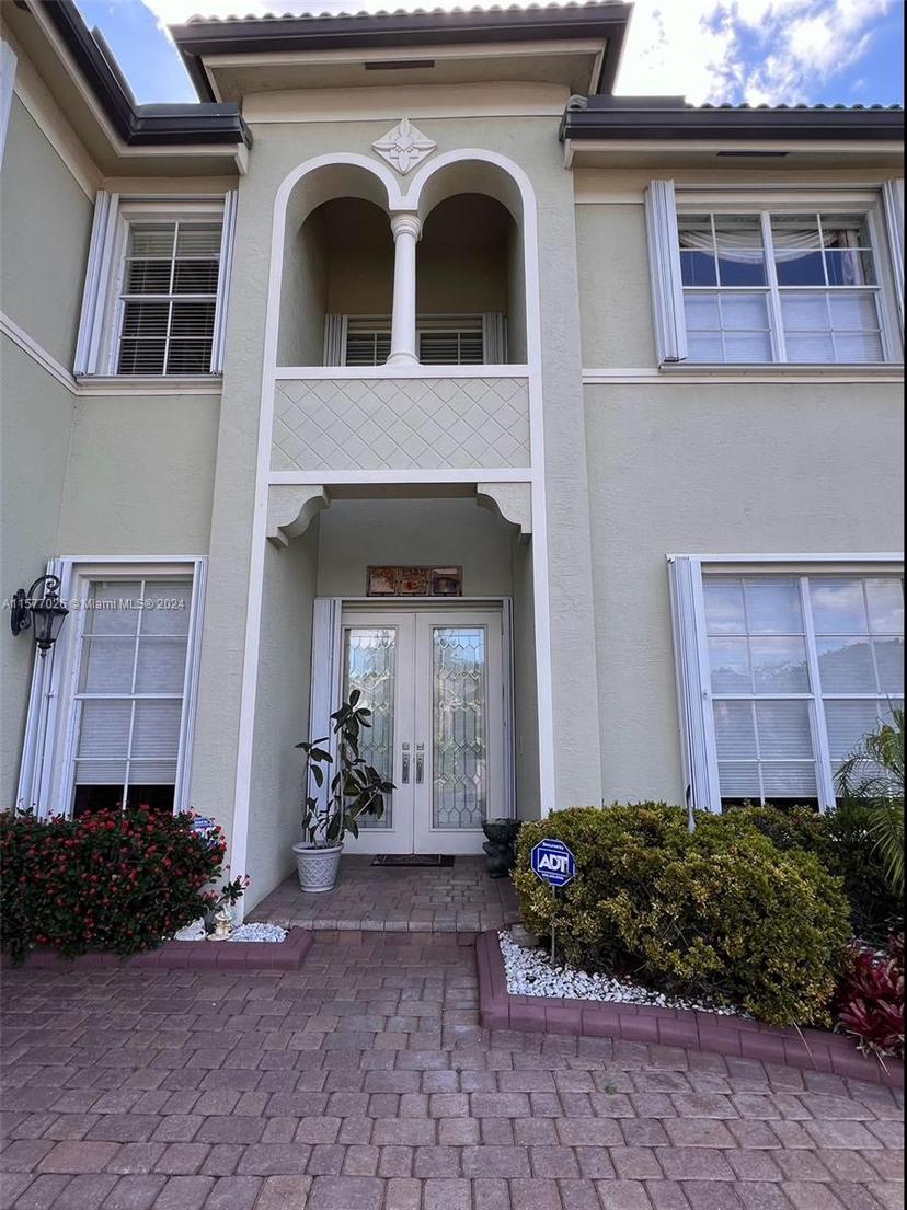 Picture of 113 Bella Vista Way, Royal Palm Beach FL 33411