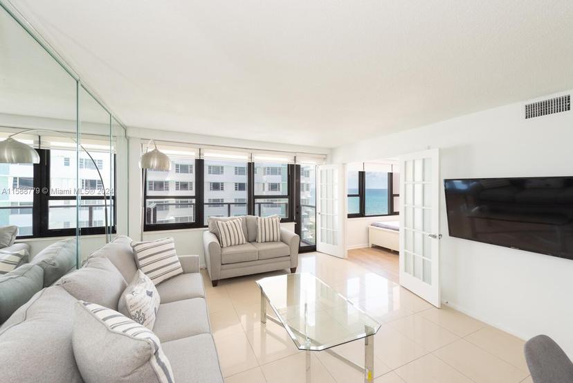 Picture of 5225 Collins Ave # 1508, Miami Beach FL 33140