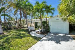 Picture of 9264 Byron Ave, Surfside, FL 33154