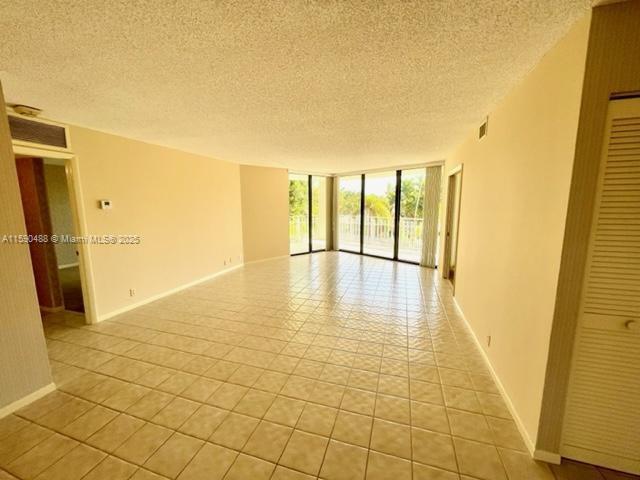 Picture of 1000 Quayside Te # 410, Miami FL 33138