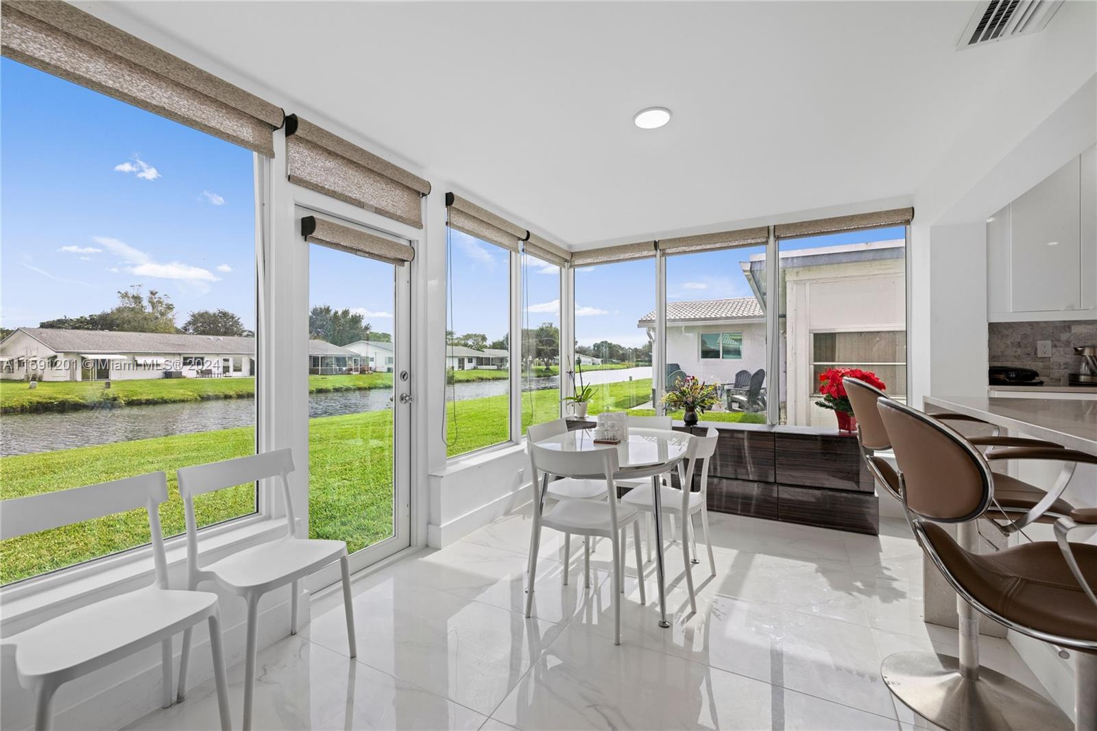 Picture of 1086 NW 88Th Way, Plantation, FL 33322