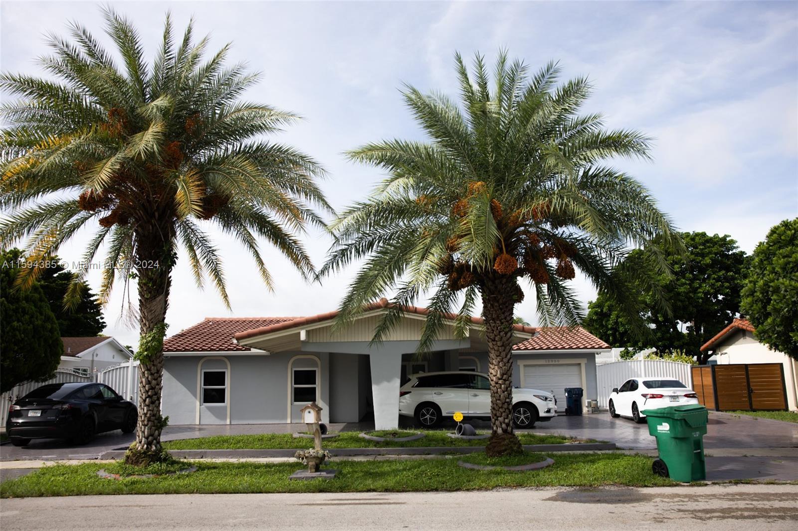 Picture of 12930 SW 83Rd St, Kendall, FL 33183