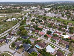 Picture of 12930 SW 83Rd St, Kendall, FL 33183