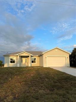 Picture of 1062 Jay Ct, La Belle, FL 33935