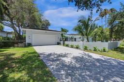 Picture of 4705 Granada Blvd, Coral Gables, FL 33146