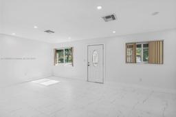 Picture of 2901 SW 92Nd Ave, Miami, FL 33165