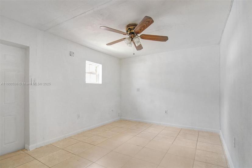 Picture of 961 E 18Th St, Hialeah FL 33013