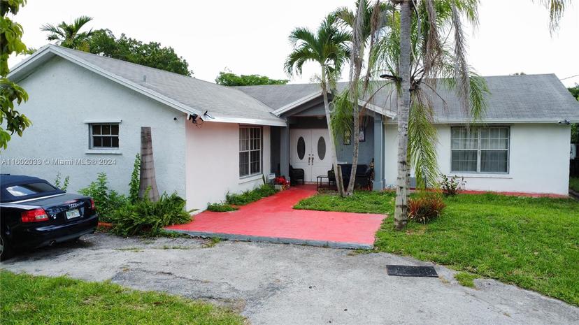 Picture of 19641 Sterling Dr, Cutler Bay FL 33157