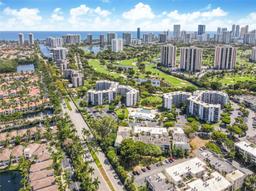 Picture of 20500 W Country Club Dr # 517, Aventura, FL 33180